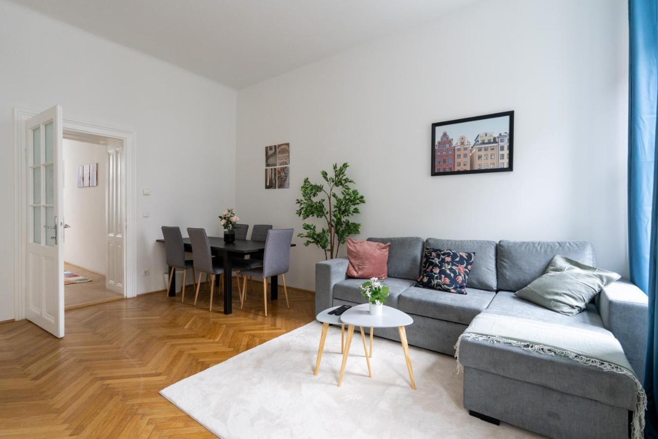 Two Bedroom Wien